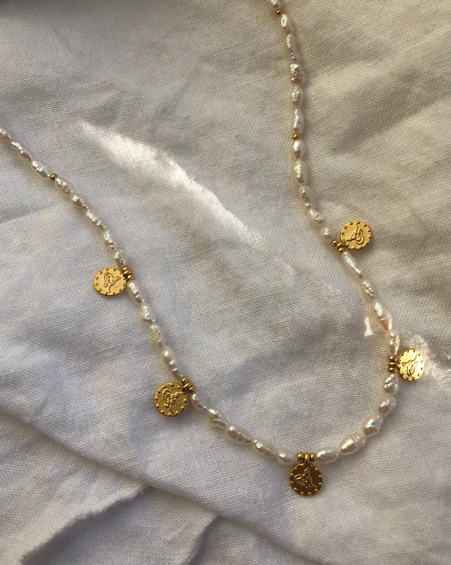 The Roma Necklace - Pearl
