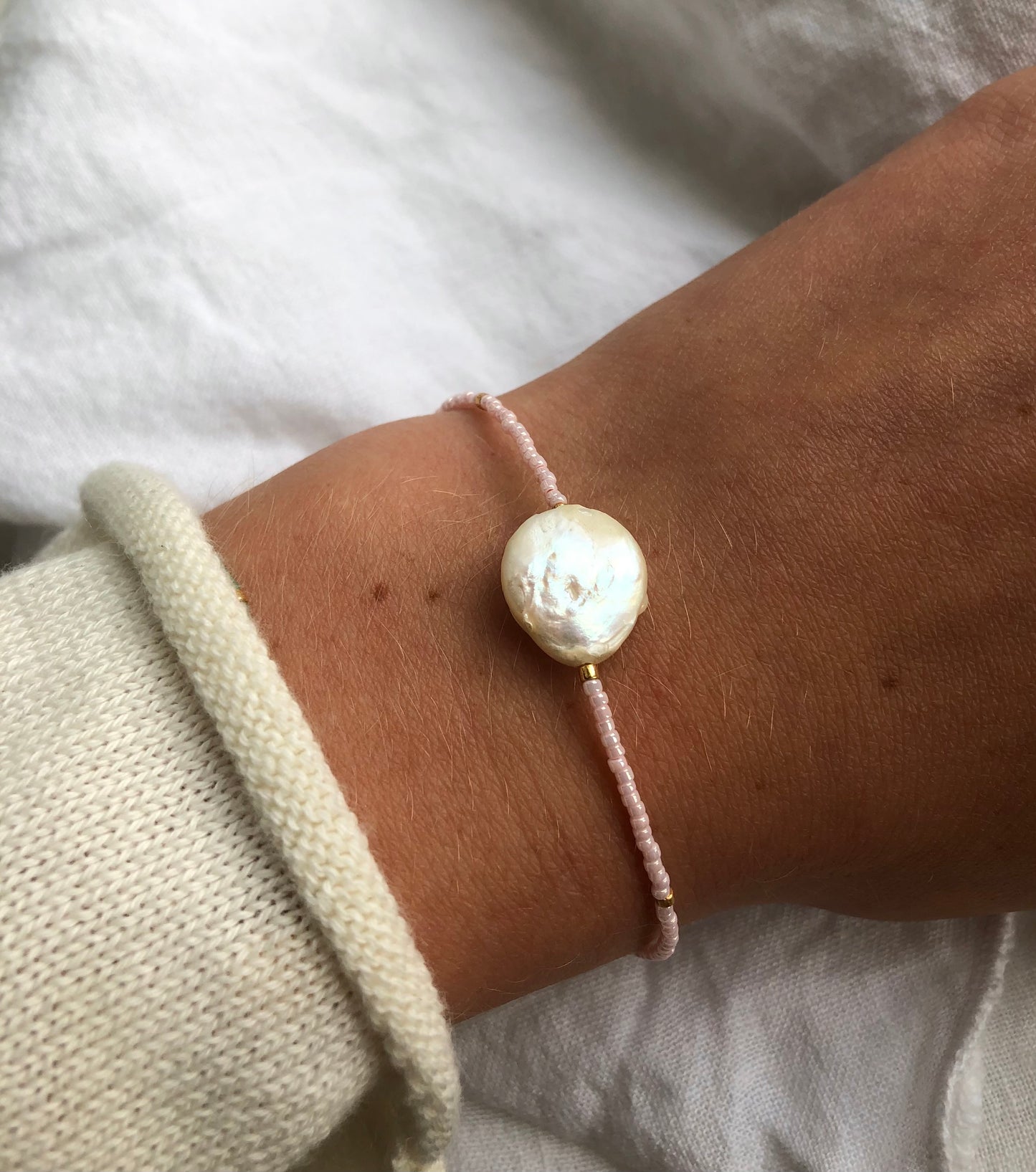 The Santorini Bracelet - Pink